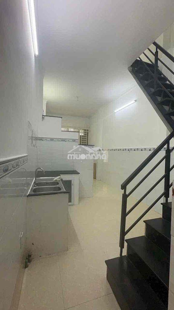 Chính chủ cho thuê nhà giá rẻ chỉ 7.5tr 2pn 2wc - 2