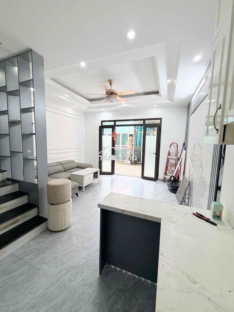 Chính chủ cho thuê nhà 33m2 + 5 tầng + 3 phòng ngủ giá 9 triêu/ tháng - 2