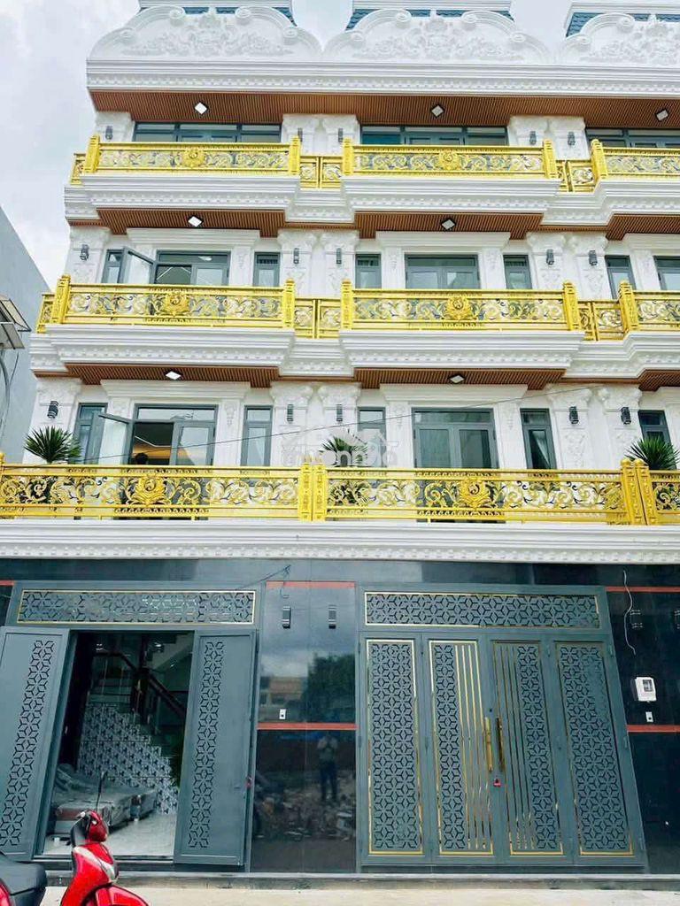 Nhà ngay chợ lê văn quới 5x14m 4 tấm 5pn,5wc hẻm xe hơi 