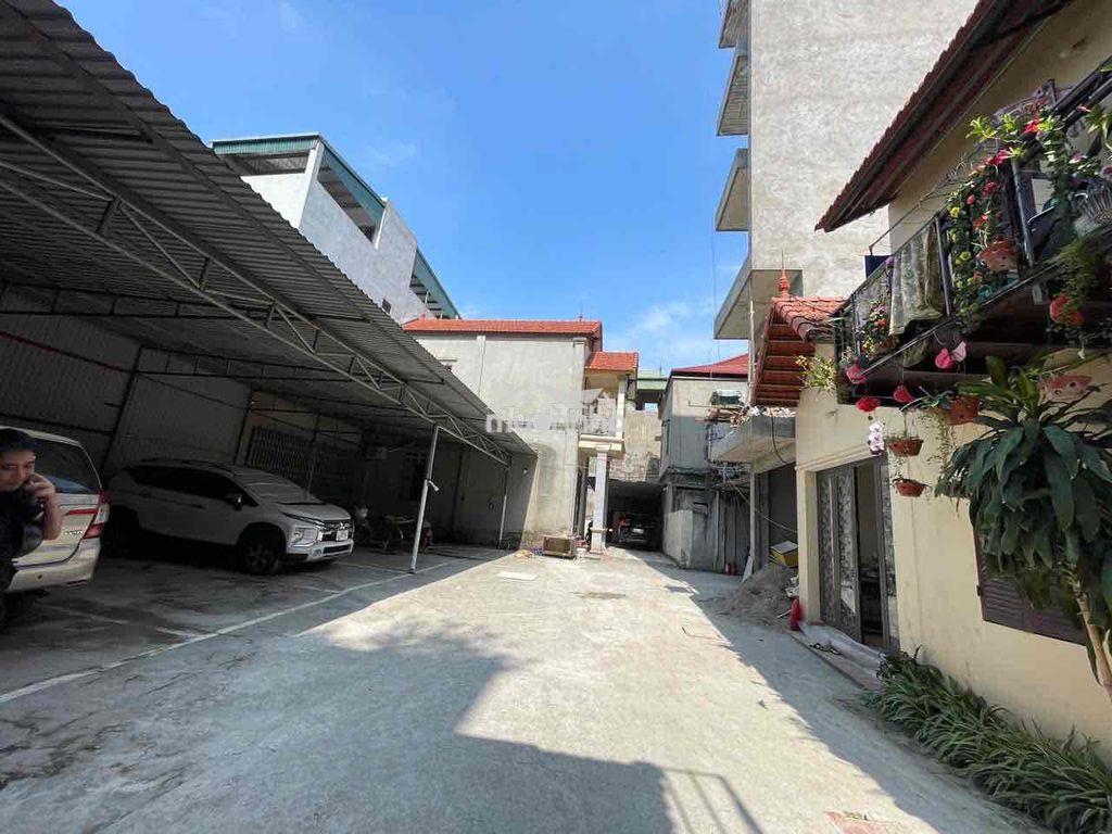 Bán nhà tổ 9 thạch bàn cạnh hồ 31ha sát đường 25mét - 2