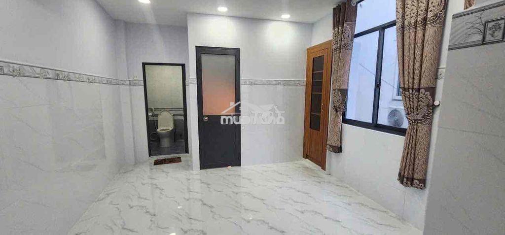 Nhà 1 trệt 2 lầu hxh lạc long quân - tân bình - giá 4.5 tỷ - 4