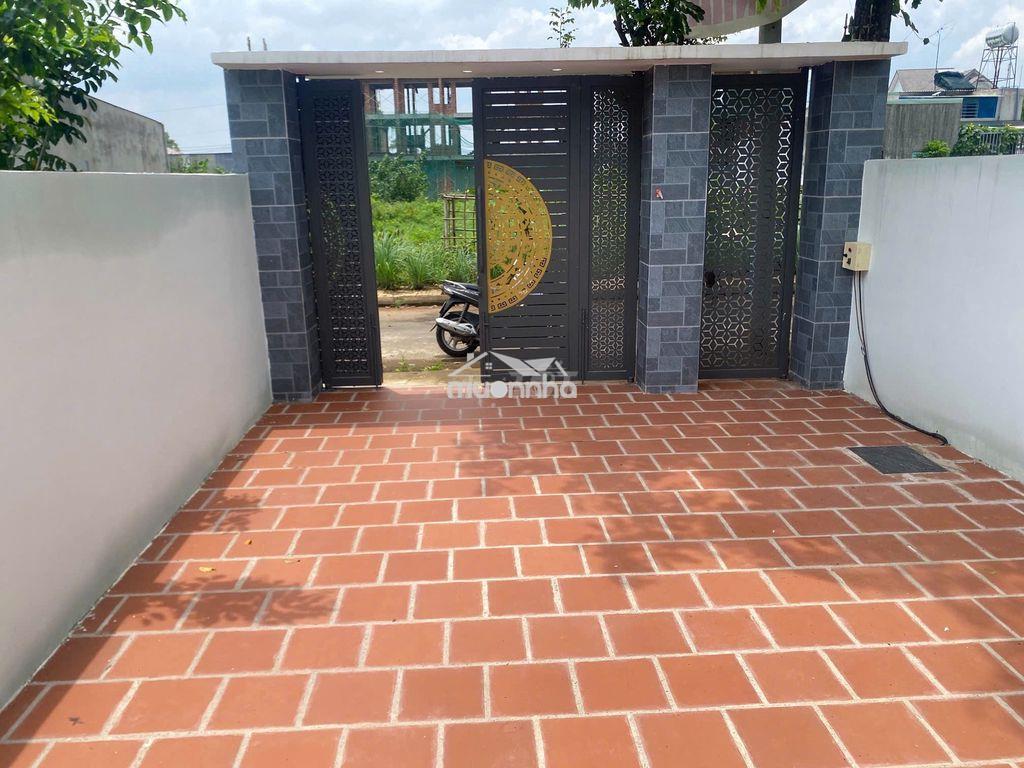 Bán cắt lỗ căn nhà 1 trệt 1 lầu mới 100% gần nhà thờ lộc hòa -tây hòa - 4