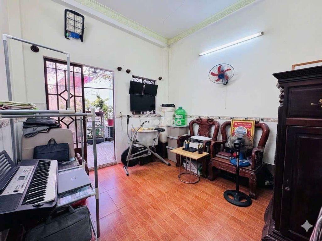 Căn nhà 2 lầu diện tích đẹp giá quá hly ace - 3