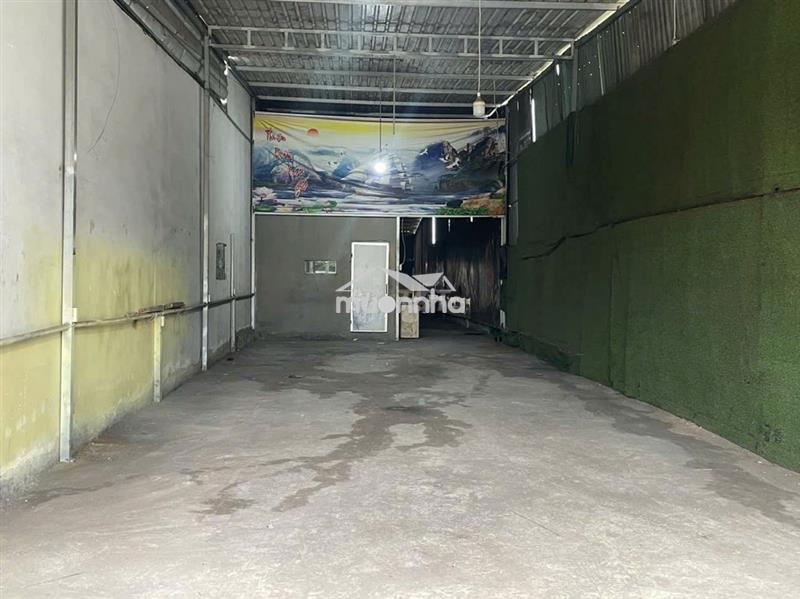 Cho thuê mb kinh doanh đt 743, 5,5 x 43m, giá 10tr