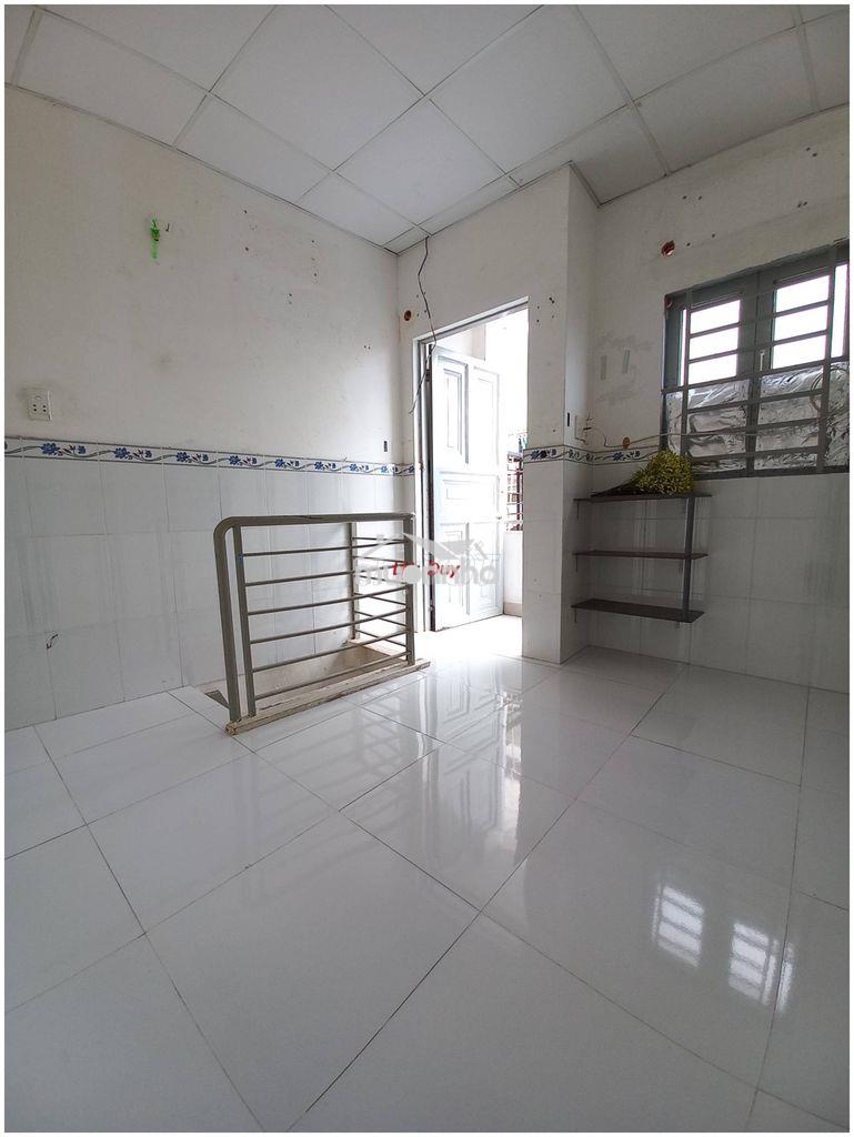 Cần cho thuê căn nhà 1 lầu hẻm 793 trần xuân soạn - 3