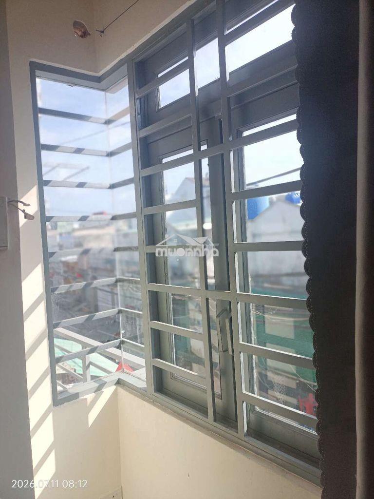 Cho thuê nhà mặt tiền hẻm xe tải