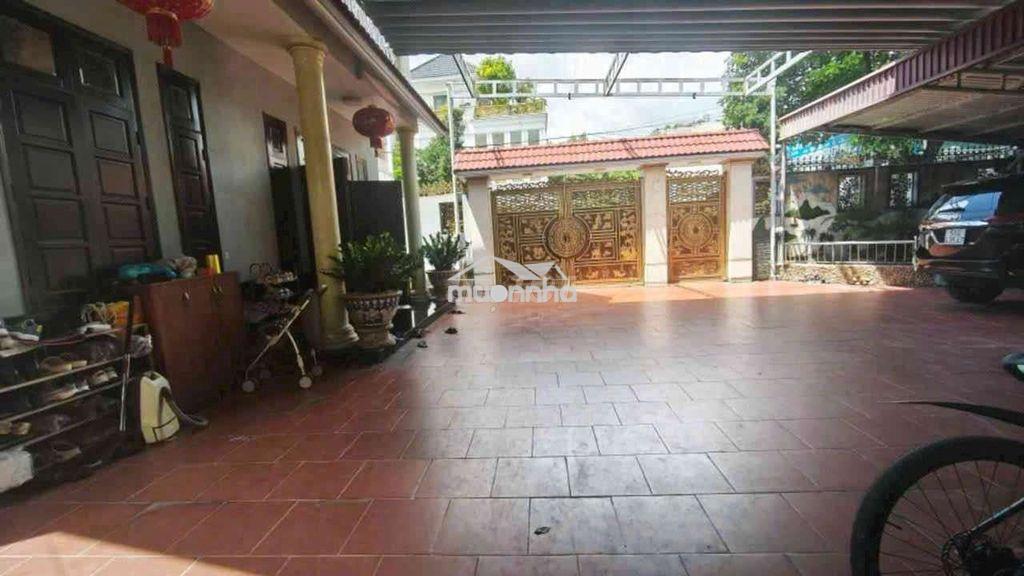 Biệt thự sân vườn ngang 30m gần 500m2 kdc phú nhuận, lê thị riêng  - 3