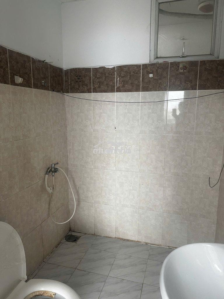 Cho thuê chung cư quang thái tân phú, 90m2, 3 phòng giá 9.5 triệu/ th