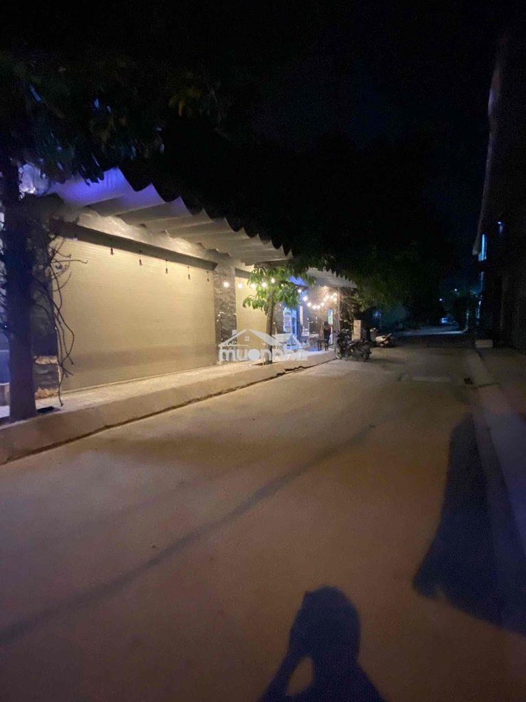 Sang nhượng mặt bằng - 4