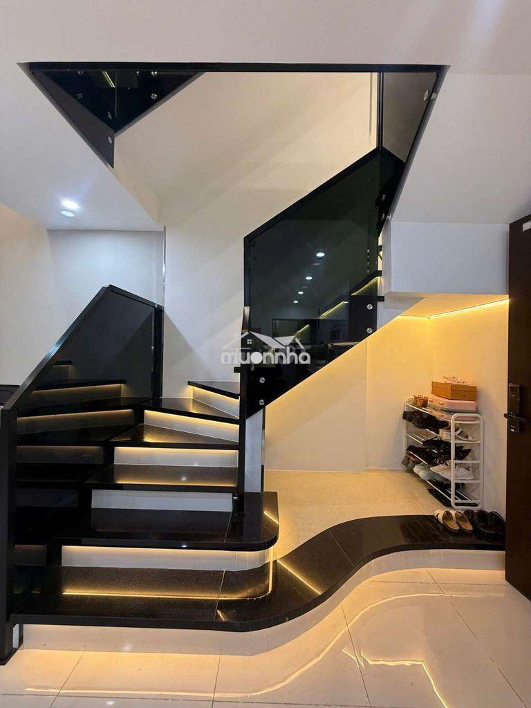 Cho thuê penthouse phú đông sky garden ngay phạm văn đồng y hình - 2
