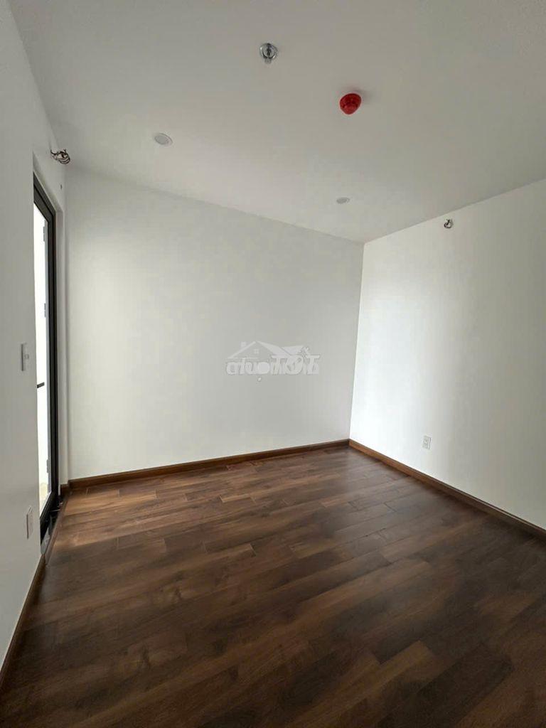 Cho thuê gấp chung cư 65m2 rộng rãi, giá cực sốc chỉ 4.5tr/tháng