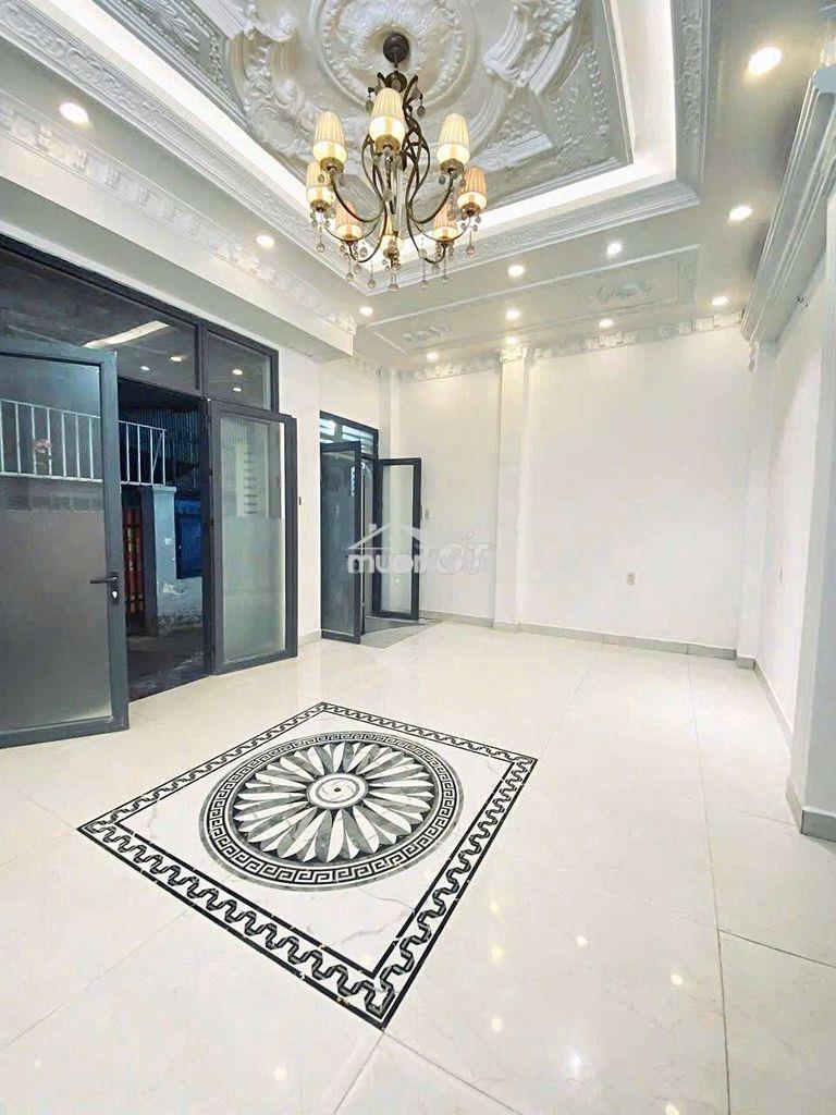 Nhà 1 trệt 1 lầu 3pn 3wc 6x10m hẻm huỳnh tấn phát quận 7