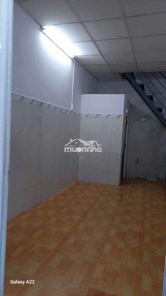 Phòng trọ mặt tiền đường 35m2  thiết kế là căn nhà độc lập  - 2