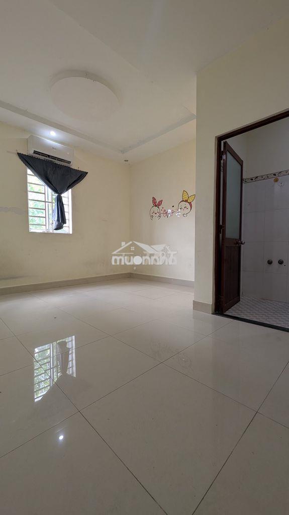 Thuê phòng trọ mặt tiền giá rẻ bình đông quận 8
