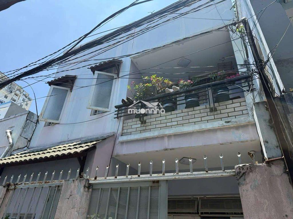 Bán đất tặng nhà 2 tầng gần gigamall - 2