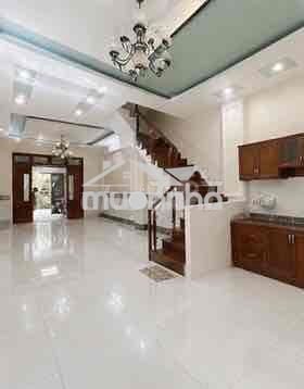 Nhà cho thuê 4 tầng hxh cạnh vạn phúc city - 2