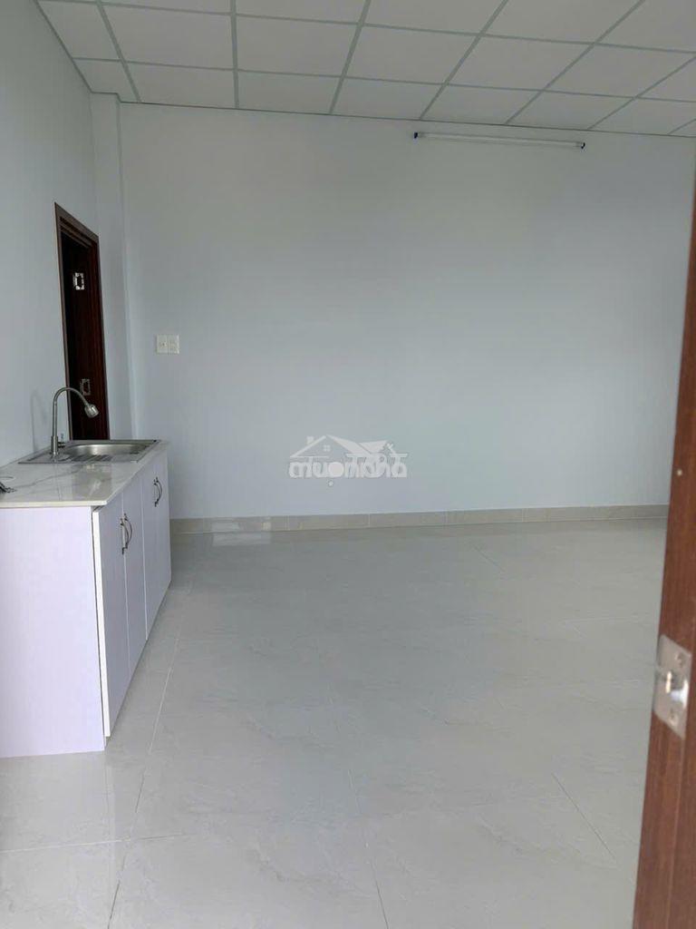 Phòng trọ thoáng mát - giá sinh viên  - 4