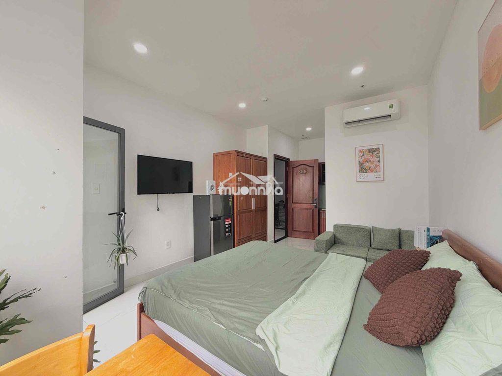 Studio  ban công mấy bà tìm hởm ràiiii đâyyyy nha  nhìn nhỏ mà không - 2