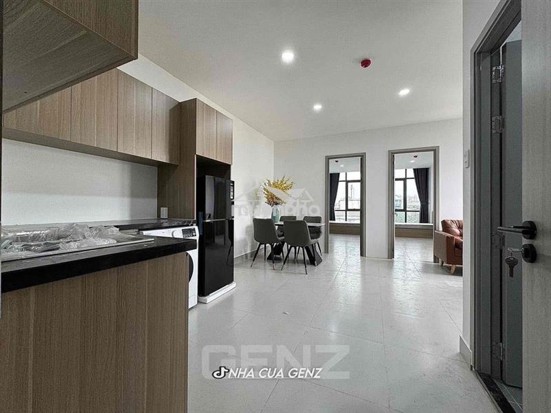 Chung cư 2pn cao cấp rộng 80m2 ngay cv gia định - gần sky center