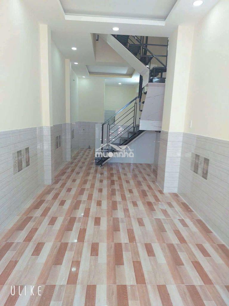 Bán nhà sổ hông  đã chia thành 2 căn - 4