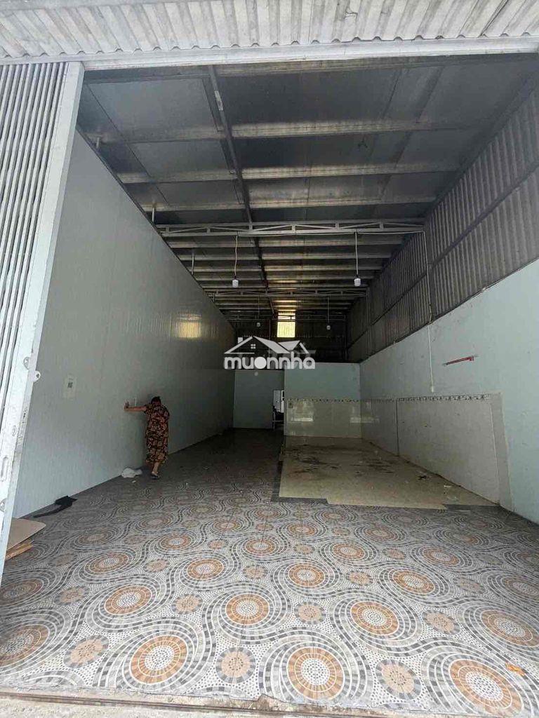 Cho thuê nhà mặt tiền dương công khi 6x25 - trống suốt - điện 3pha