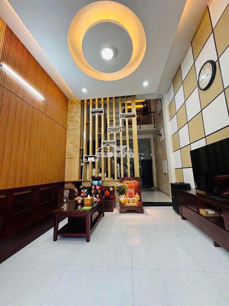 Nhà đẹp 4 tầng 4,2 x 22m ngay võ văn kiệt hẻm xe hơi