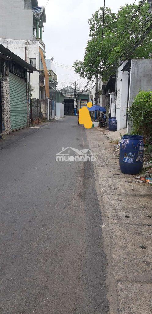 Bán đất tặng nhà 