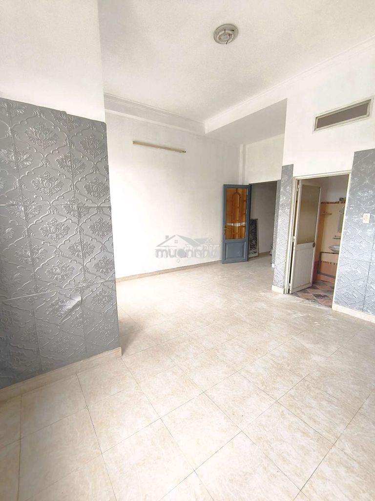 Phòng ban công giá rẻ gần chợ đầu mối, huflit - 3