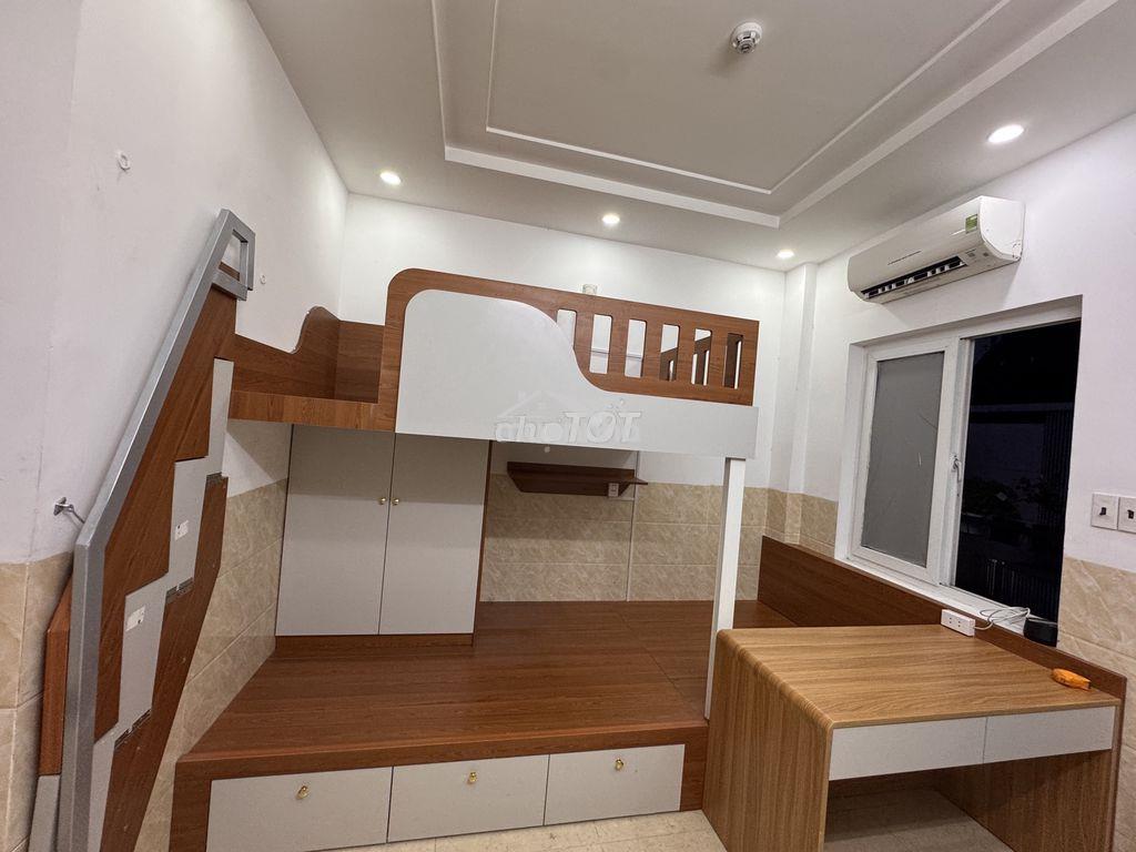 Ban công xô viết nghệ tĩnh, hutech ung văn khi - 4