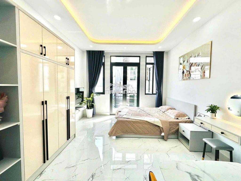 Ngay vòng xoay lê đại hành - full nội thất - ban công thoáng - 2