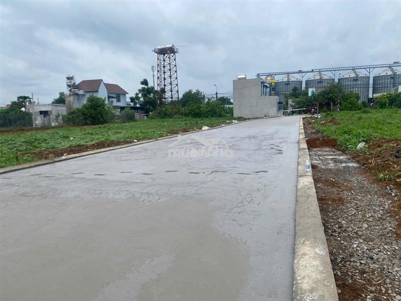 Bán đất thổ cư  đường tây hòa 7 đối diện kcn bàu xéo trảng bom