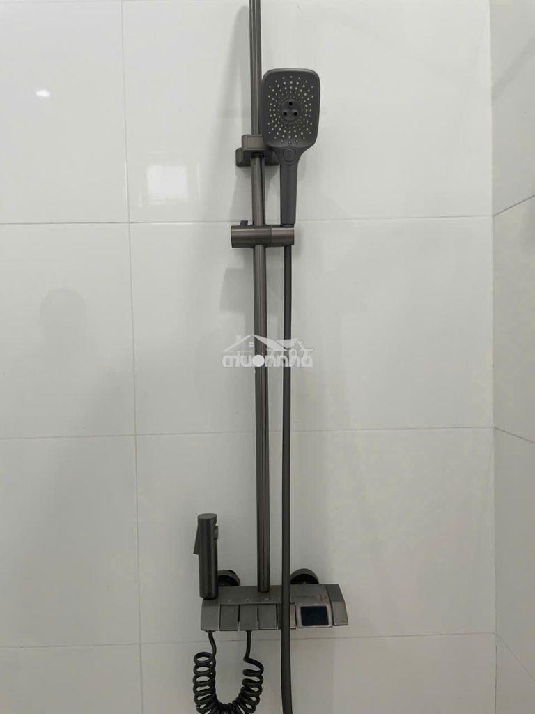 Cho thuê mặt bằng nhà nguyên căn 4 lầu, ngang 25 mét. - 3