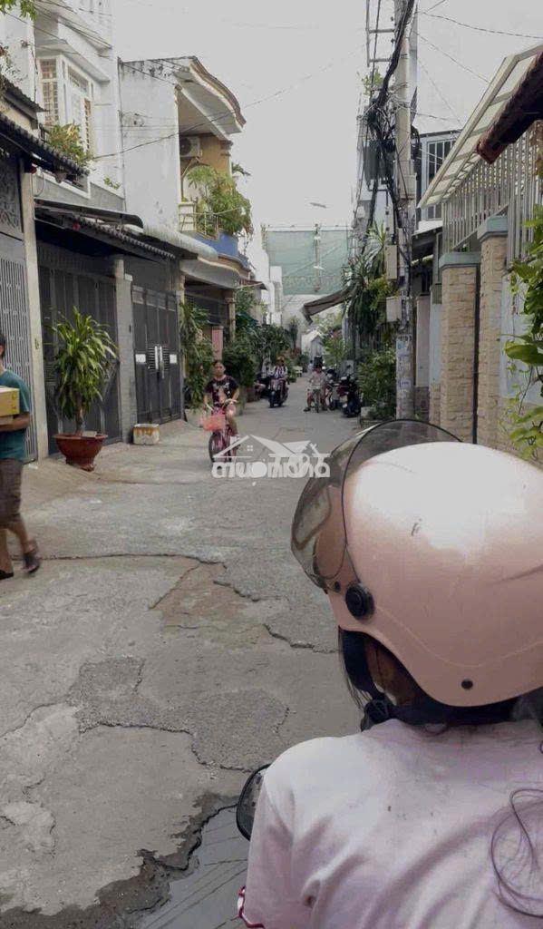 Nhà gác lửng 3pn hxh nguyễn văn quá giá 7tr/tháng - 3