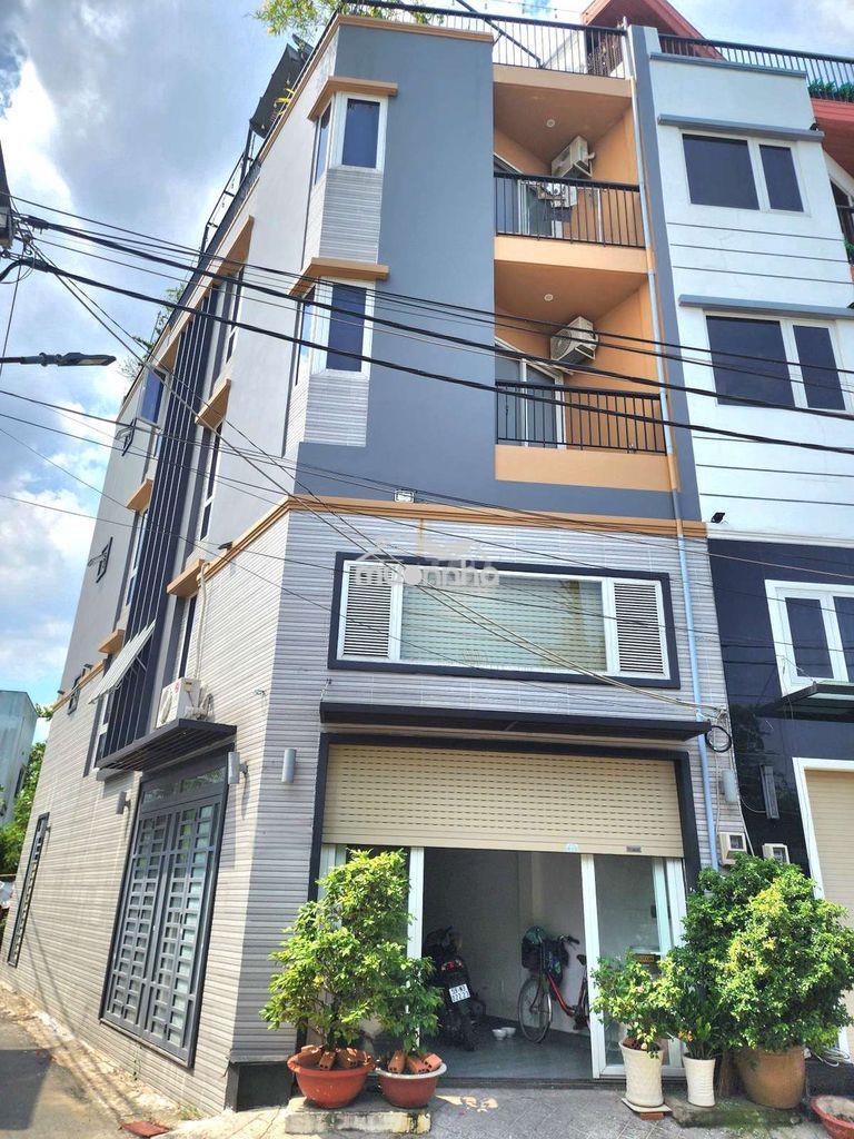 Bán nhà đẹp 4 tầng, lô góc, ô tô đỗ cửa, 190m² sàn, chỉ 8 tỷ 5, quận 7