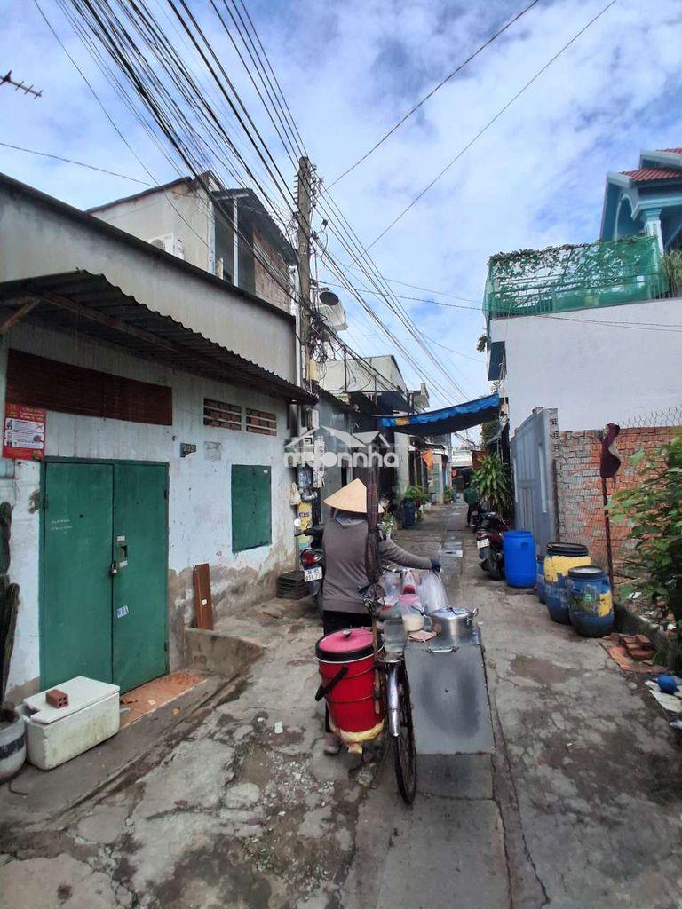Bán nhà khu xóm vắng dĩ an