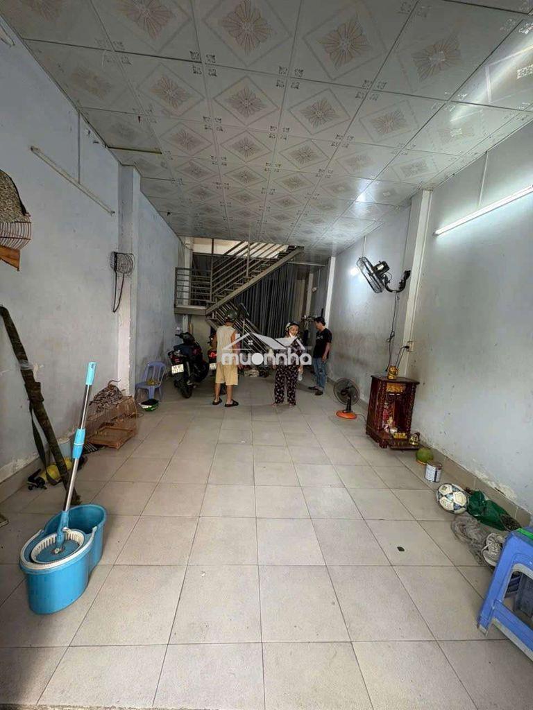 Cho thuê nhà gần cv gia phú – 1 trệt gác suốt – hẻm 7m – 7 triệu
