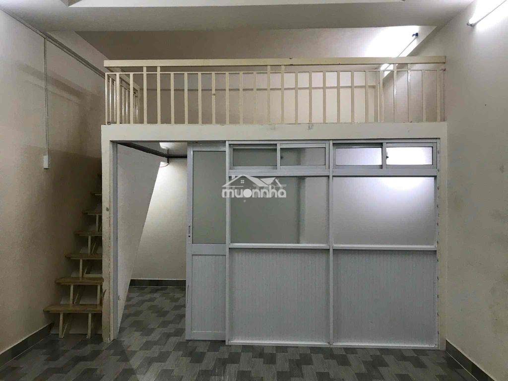 Cho thuê chung cư thang bộ lầu 2, đường bàu cát 7, 32m2 - 2