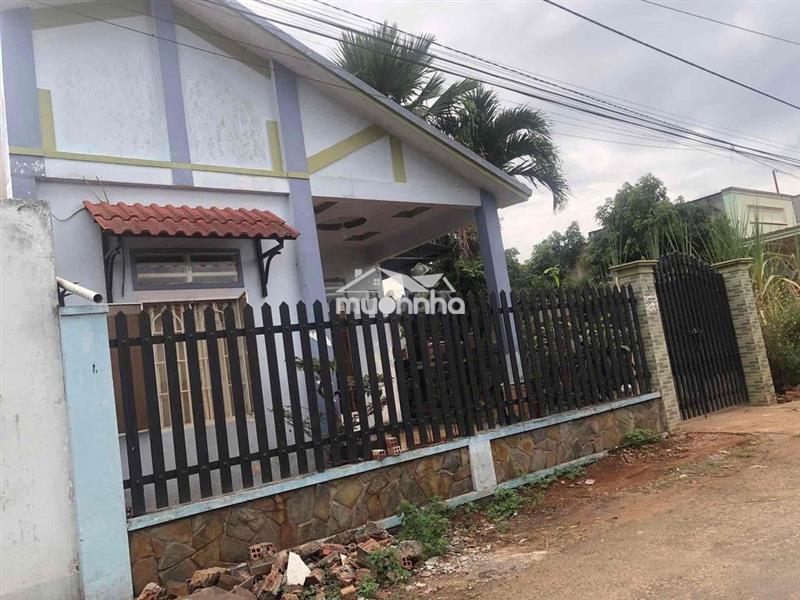 Bán đất khu dân cư có nhà cấp 4