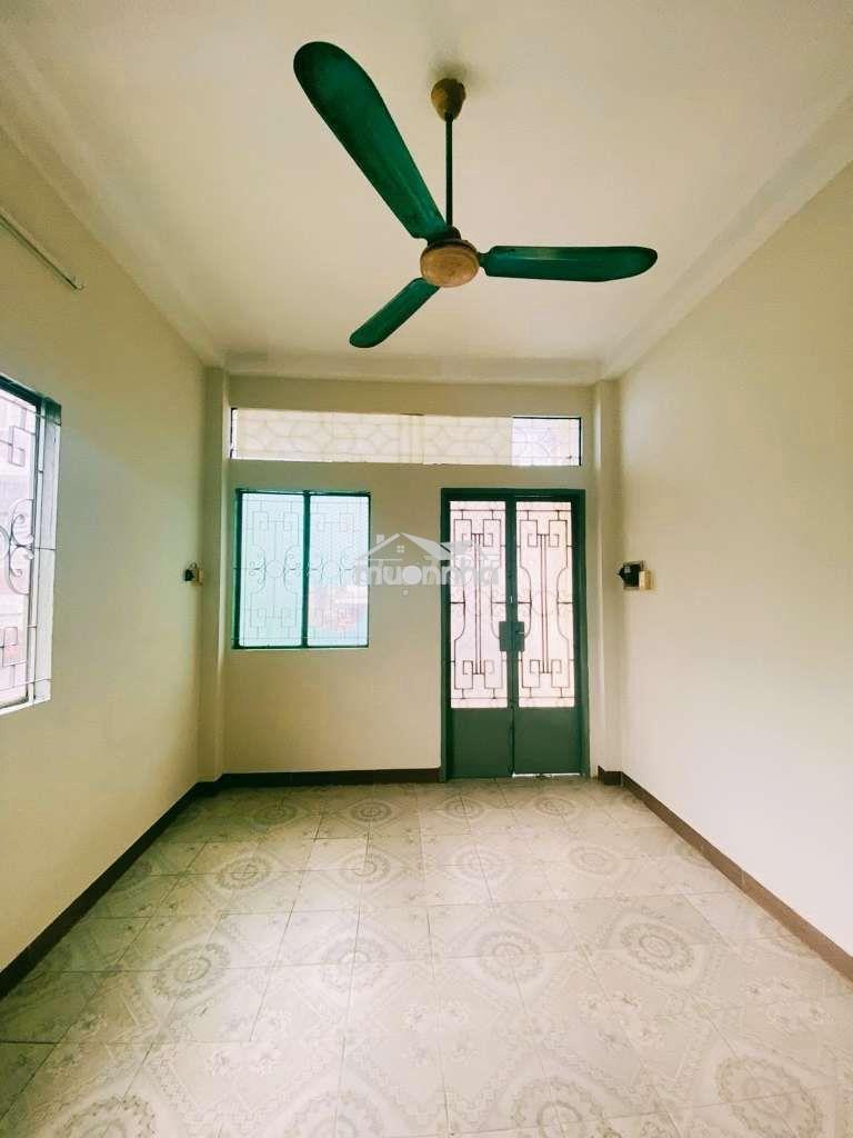 Bán nhà quận 6, đường hậu giang, (4,3x16), sổ hồng chuẩn, hẻm xe hơi - 4