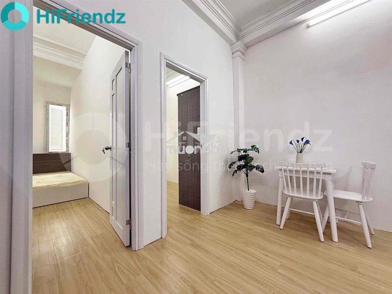 Cho thuê 2pn full nội thất, dt 40m2 có giặt riêng cách hàng xanh 5p