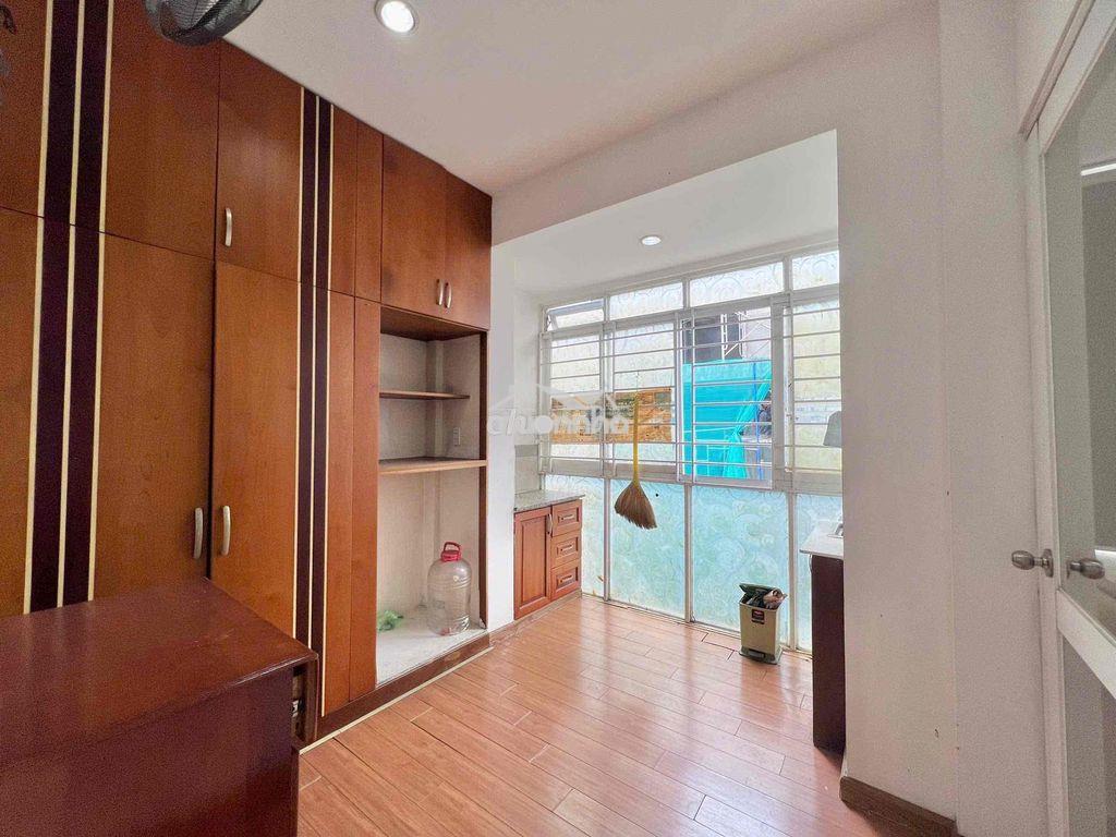 Cho thuê 1pn balcon 35m2 tách bếp_siêu thoáng ngay nđc quận 3 - 2