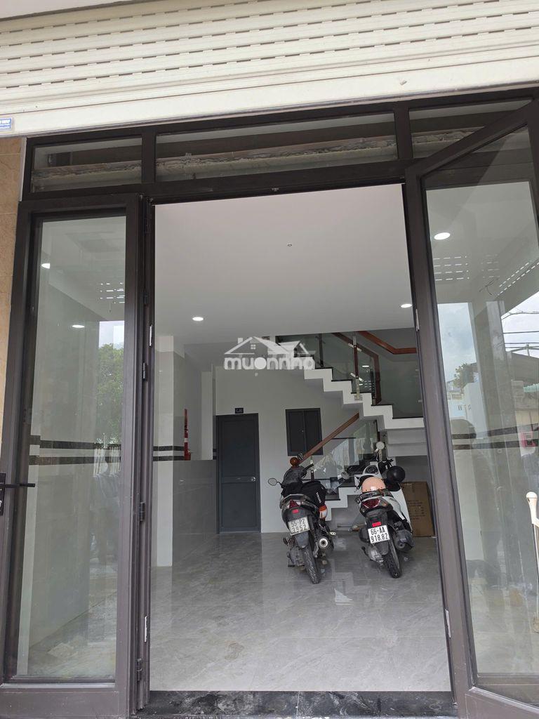 Tòa chdv vip - nhà 4 tầng - 8pn 8wc - full nội thất - 4