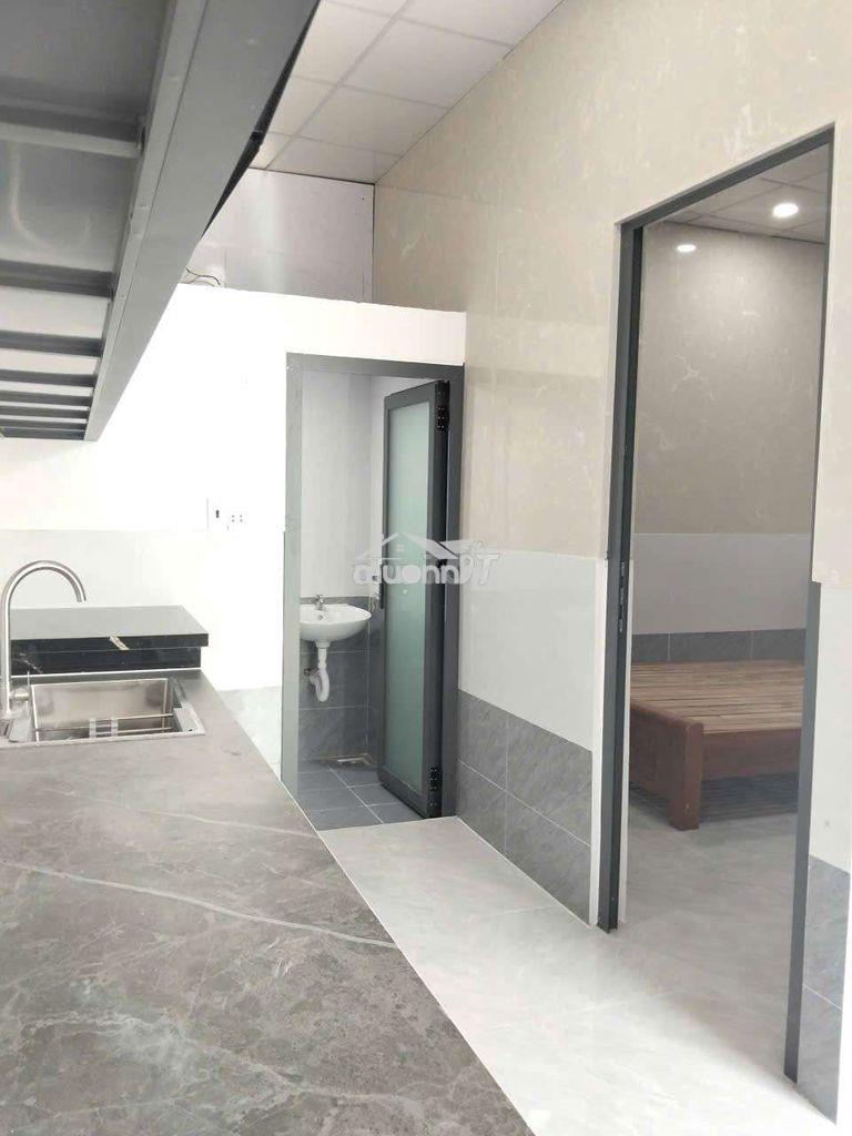 Nhà mới xây, ốp đá xung quanh 1pn, 1wc, hẻm 1135 huỳnh tấn phát,q7 - 2