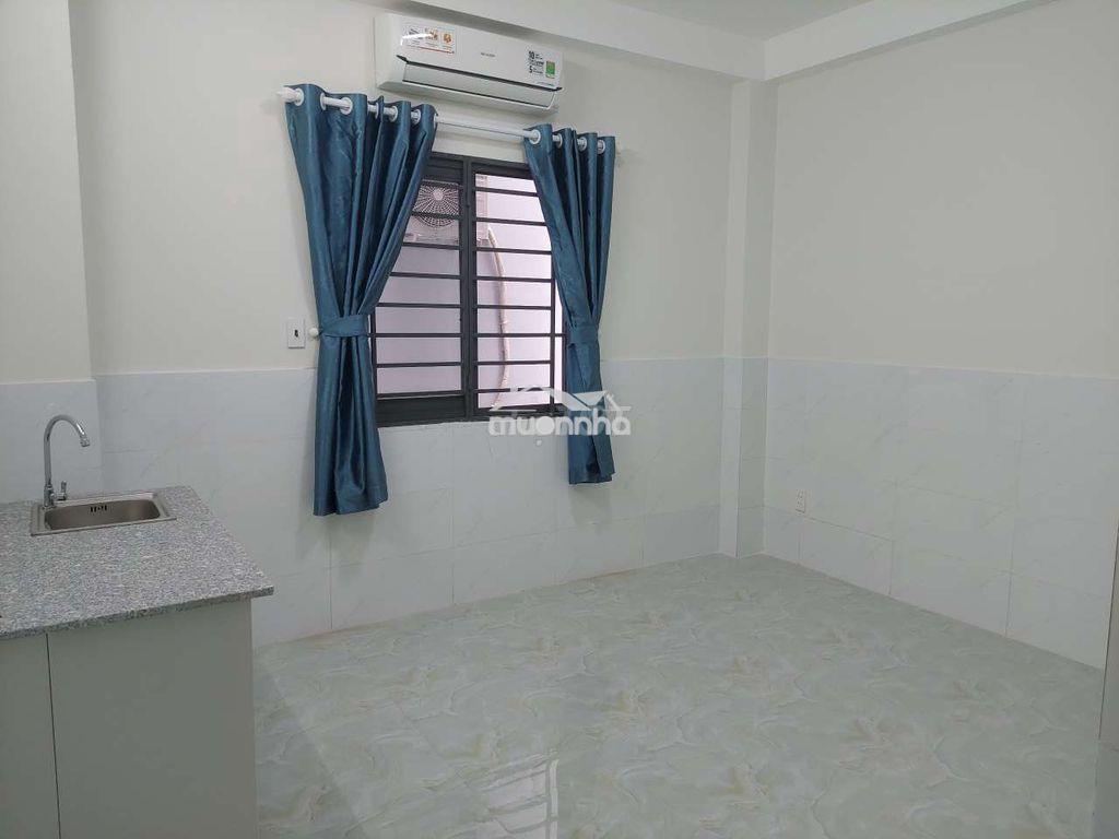 Phòng cửa sổ nắng ra trời đối diện chợ phạm văn hai 20m, p3, tân bình - 2