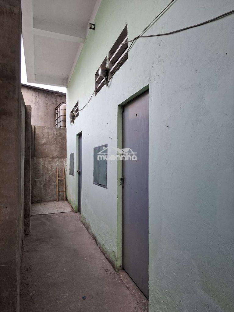 Nhà cũ bán