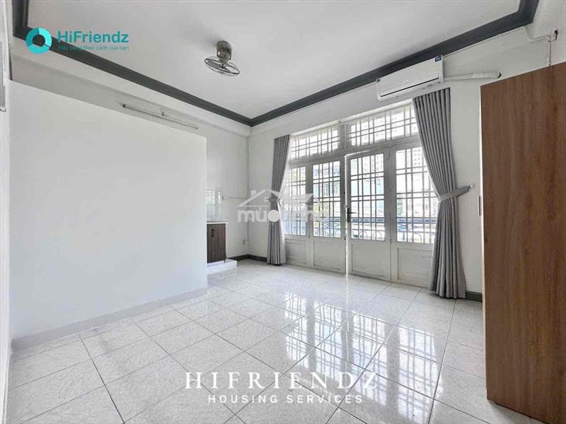 Cho thuê phòng studio bancong siêu rộng thuận tiện qua ueh , vhu