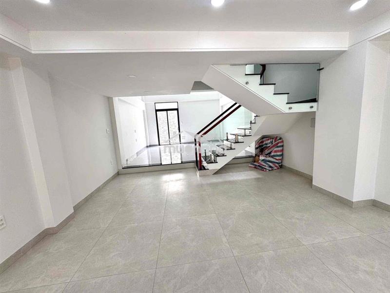 Cho thuê nhà mới 100% giá chỉ 22tr/tháng