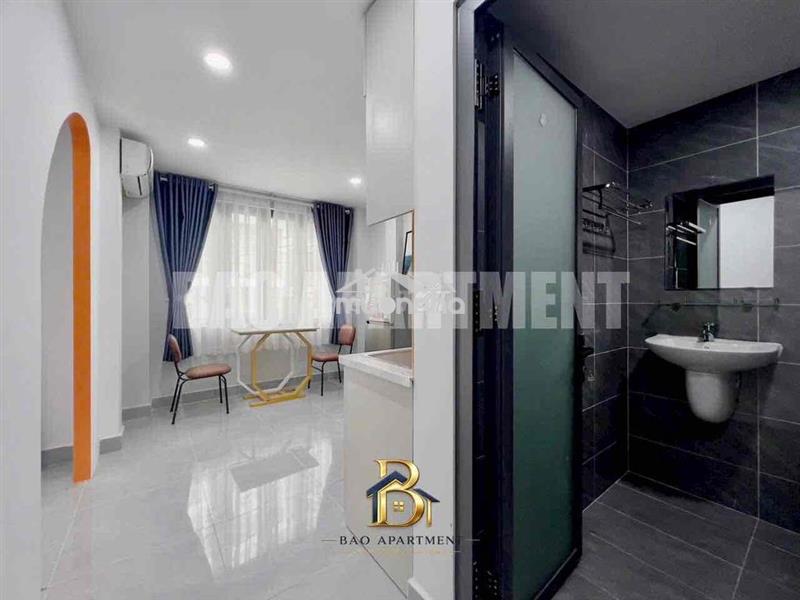 Căn hộ ban công full nội thất, ngay cầu nguyễn văn cừ_trần hưng đạo
