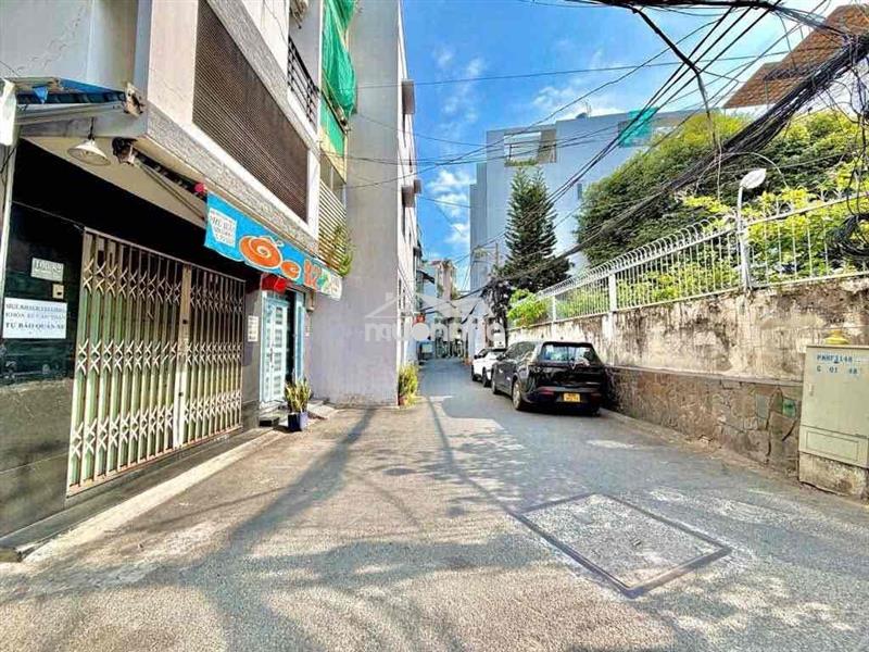 Nhà thuê hxh thích quảng đức 3pn 3wc nội thất