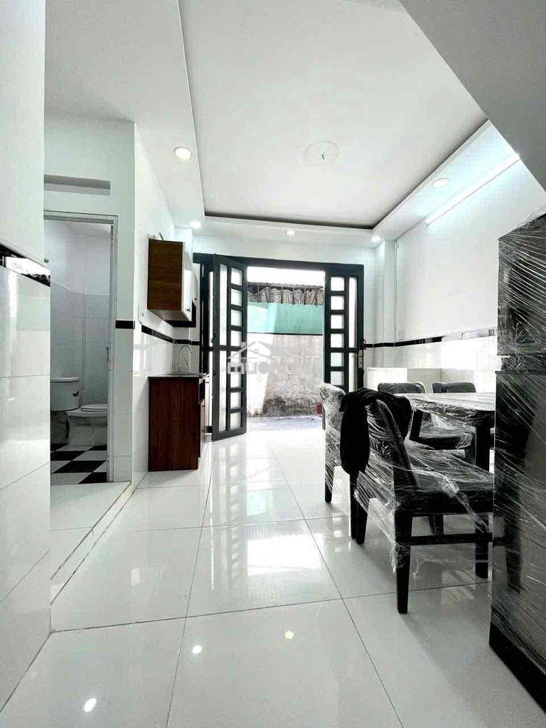 Cho thuê nhà full nội thất – trung tâm quận 5  📍 địa chỉ: 226/ nguyễn - 2